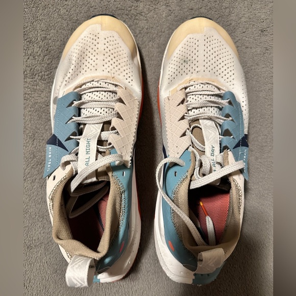 Nike ZoomX Zegama 2 Mens US 13 Trail Runner - Picture 3 of 4